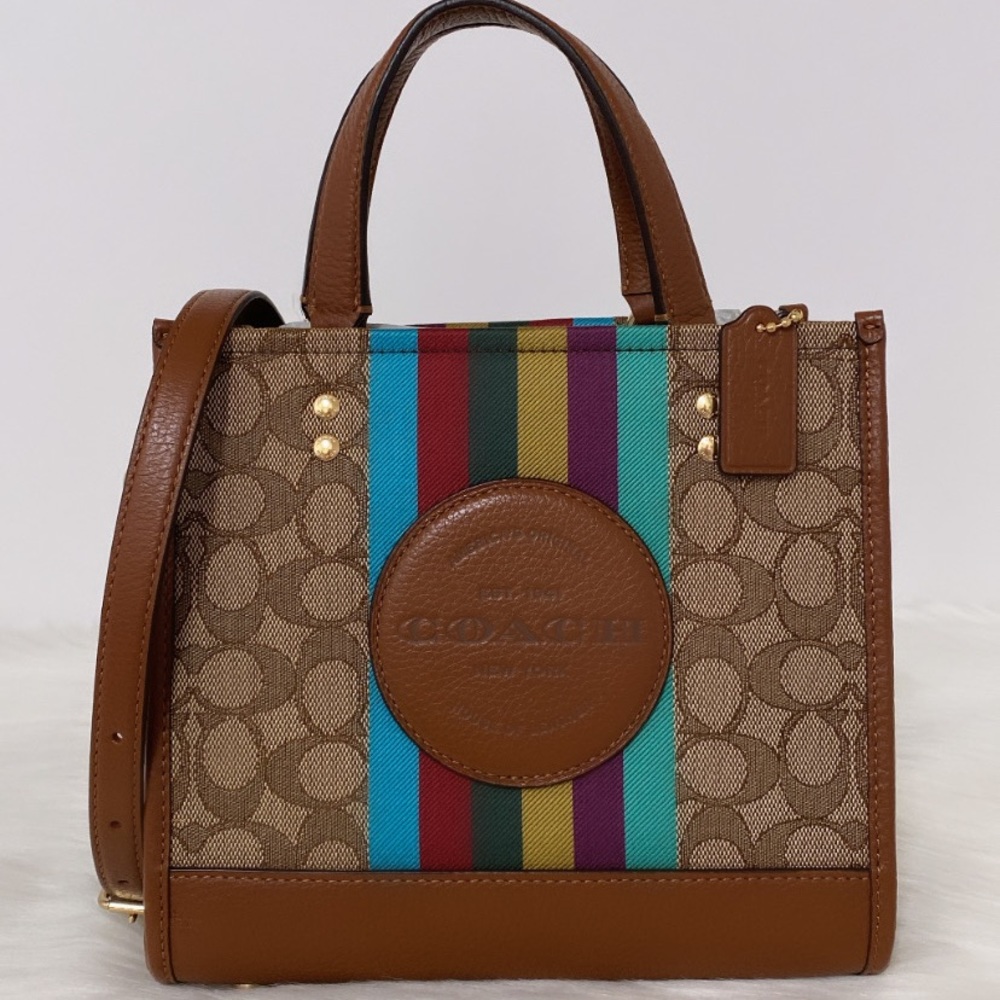 NWT💃Coach Dempsey Tote 22 In Signature Jacquard With Stripe And Coach Patch - Picture 7 of 13